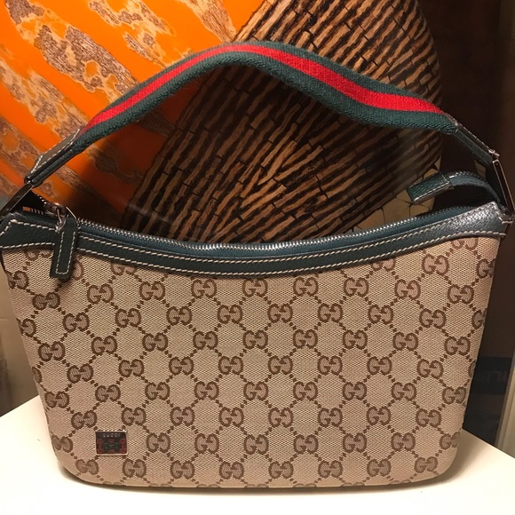 Gucci Handbags - 🌈 SOLD 💕 Authentic Gucci Vintage Shoulder